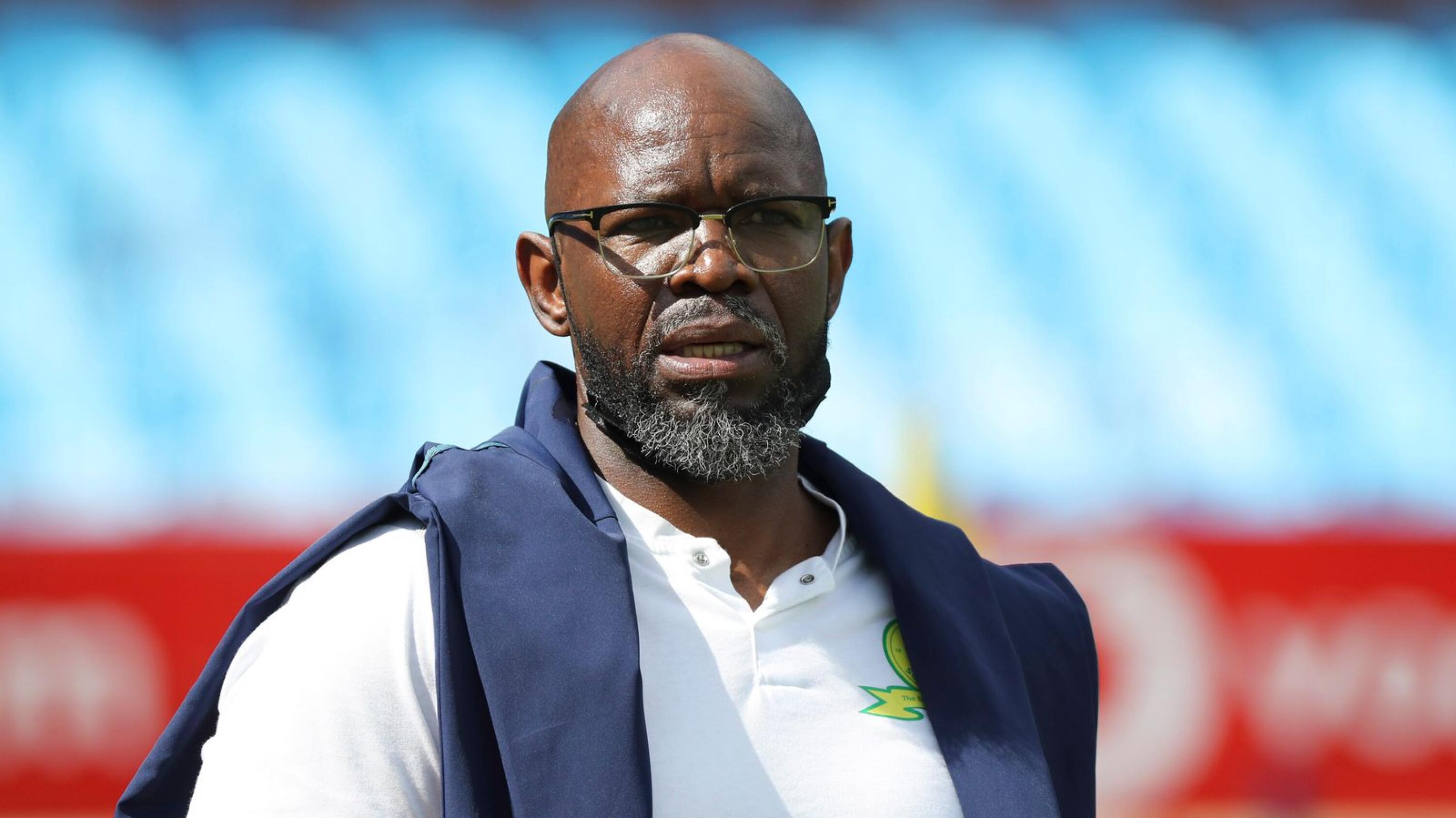 Steve Komphela is one of the most fascinating and well-travelled football brains around.