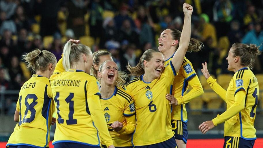 Sweden's defender Amanda Ilestedt celebrtes with teammates after scoring their fourth goal during their 2023 Women's World Cup Group G football match against Italy at Wellington Stadium on Saturday