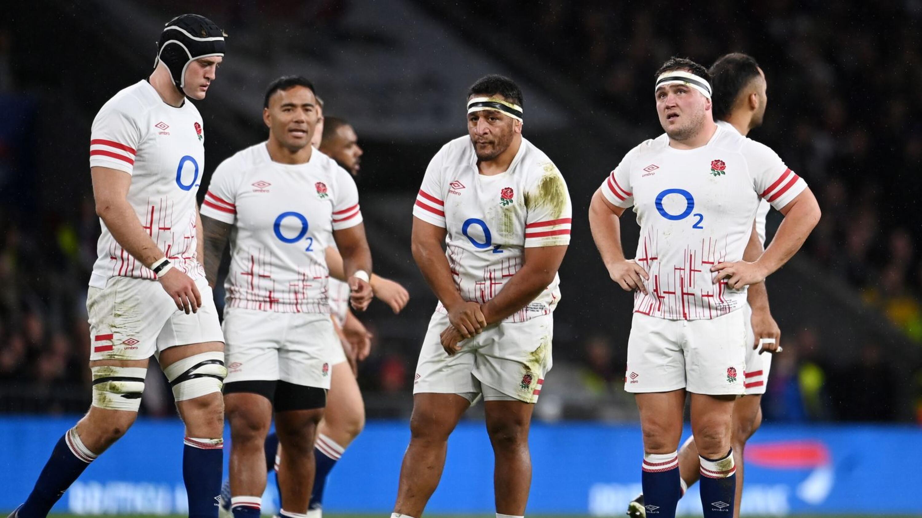 England players look dejected during their Test match against the Springboks at Twickenham in London on Saturday
