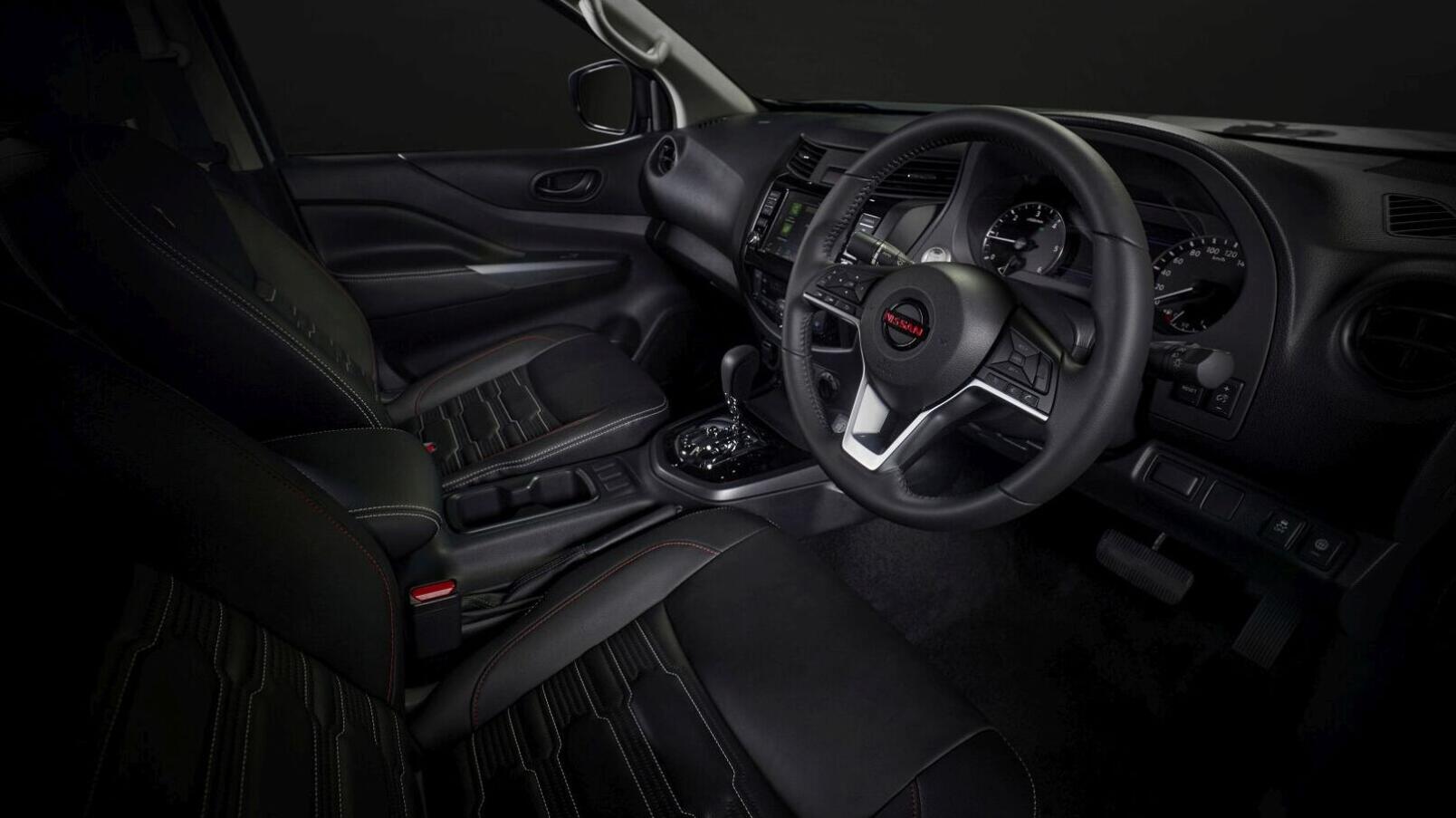 2021 Nissan Navara Pro-4X interior