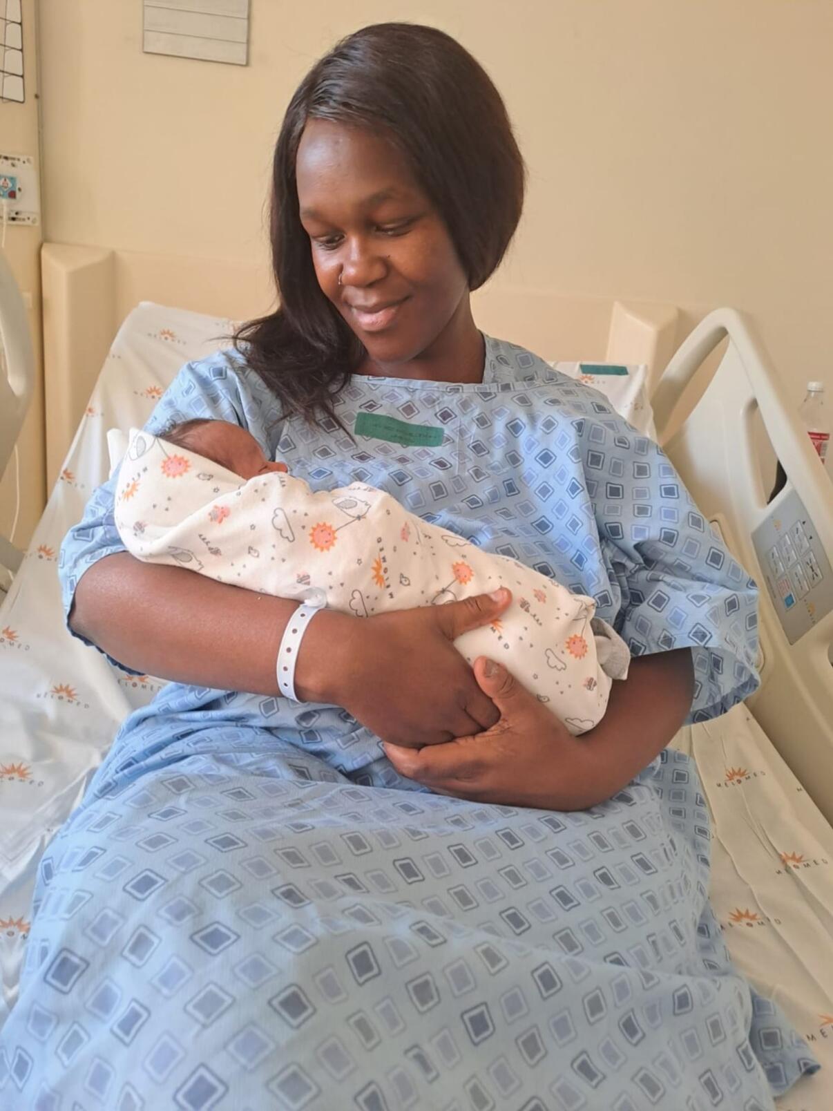 Nurse delivers baby at parking lot of Melomed Mitchells Plain hospital