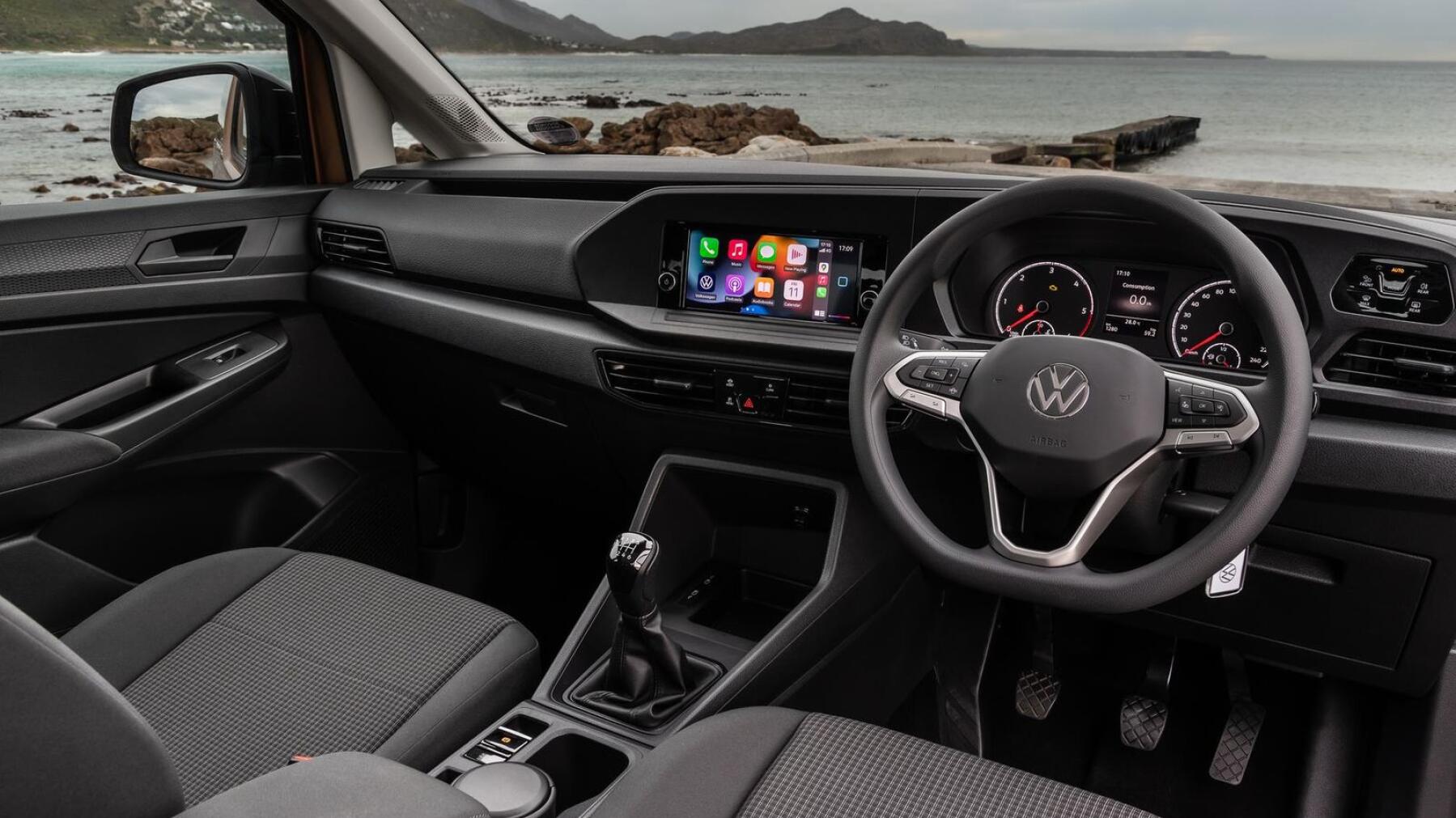 2022 Volkswagen Caddy interior