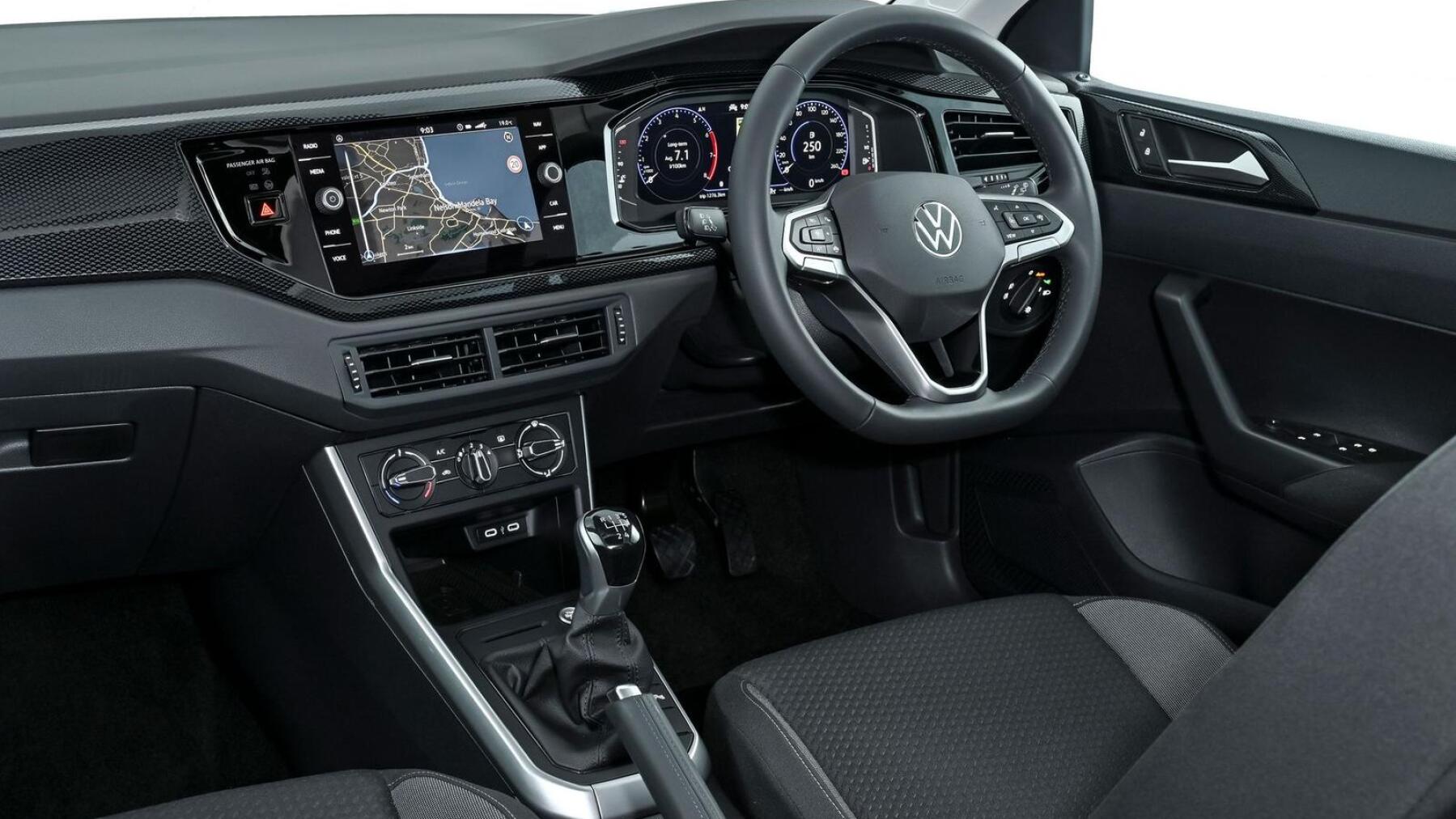 2022 Volkswagen Polo 1.0 TSI Life interior