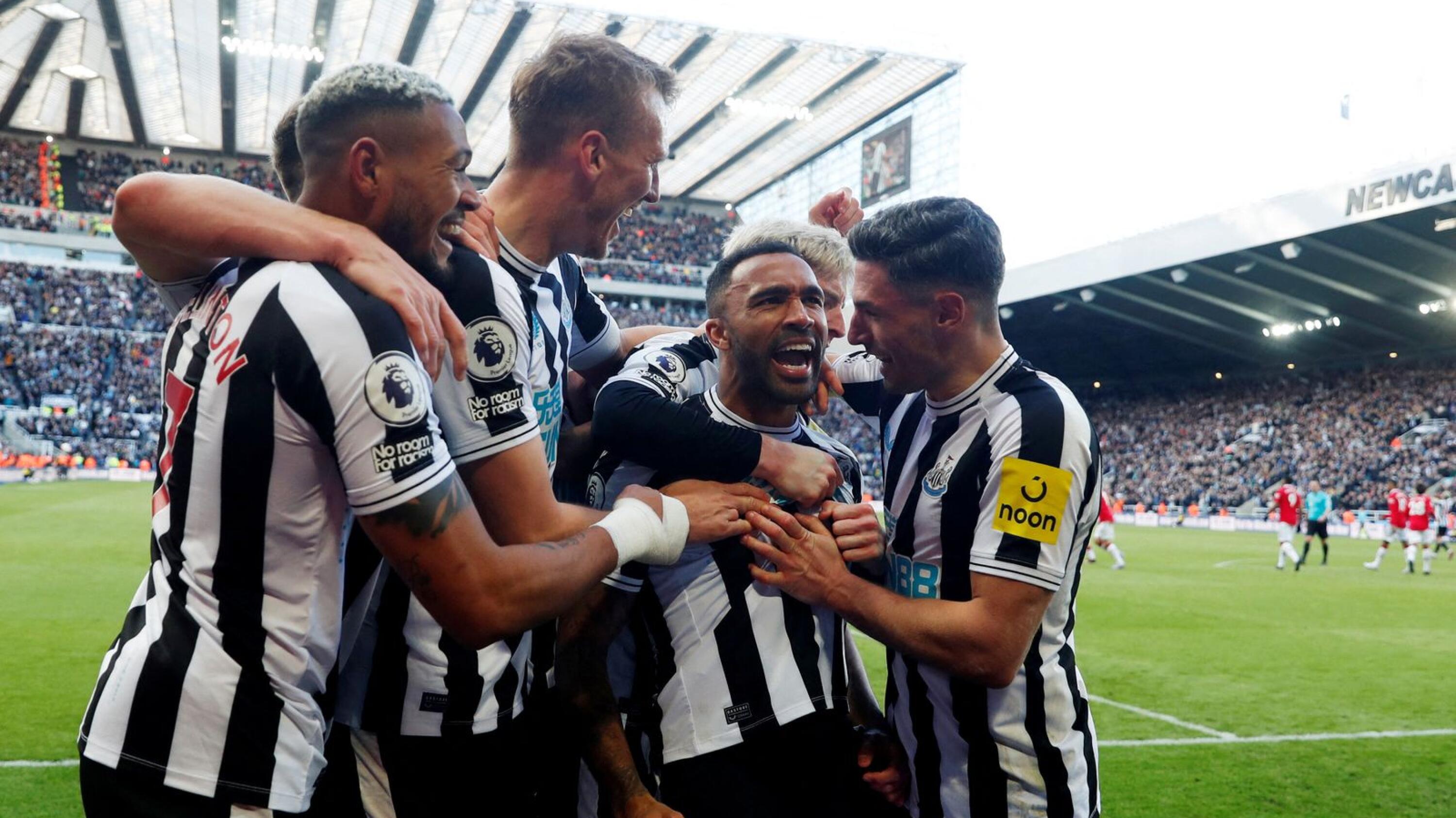 Callum Wilson celebrates after scoring Newcastle’s second goal against Manchester United at St James’ Park on Sunday.