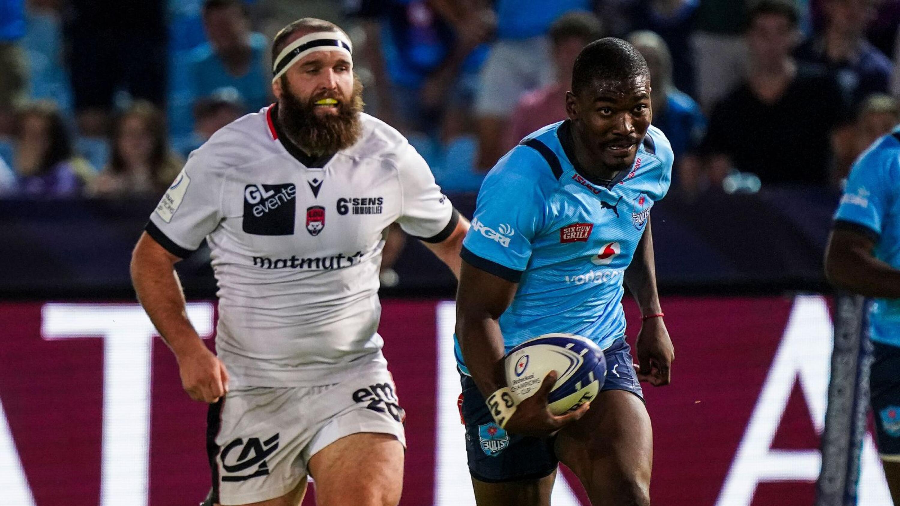 Bulls' player Sibongile Novuka runs with the ball in his side’s Heineken Champions Cup Round 1 Pool A match against Lyon