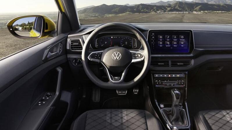 2024 Volkswagen T-Cross interior